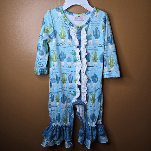 Pete & Lucy Succulent baby romper - Picture 1 of 6